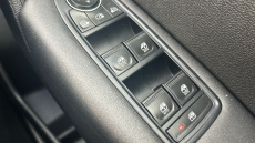 Renault Captur 1.5 dCi 115 Iconic 5dr Diesel Hatchback